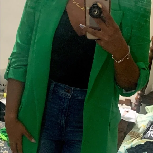 Zara Women's Green Blazer - Picture 3 of 3